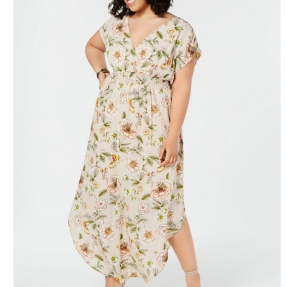 Love Squared Dresses & Skirts - Love Squared Pink Floral Maxi Dress